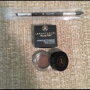 Anastasia Beverly Hills Dip Brow Pomade Chocolate